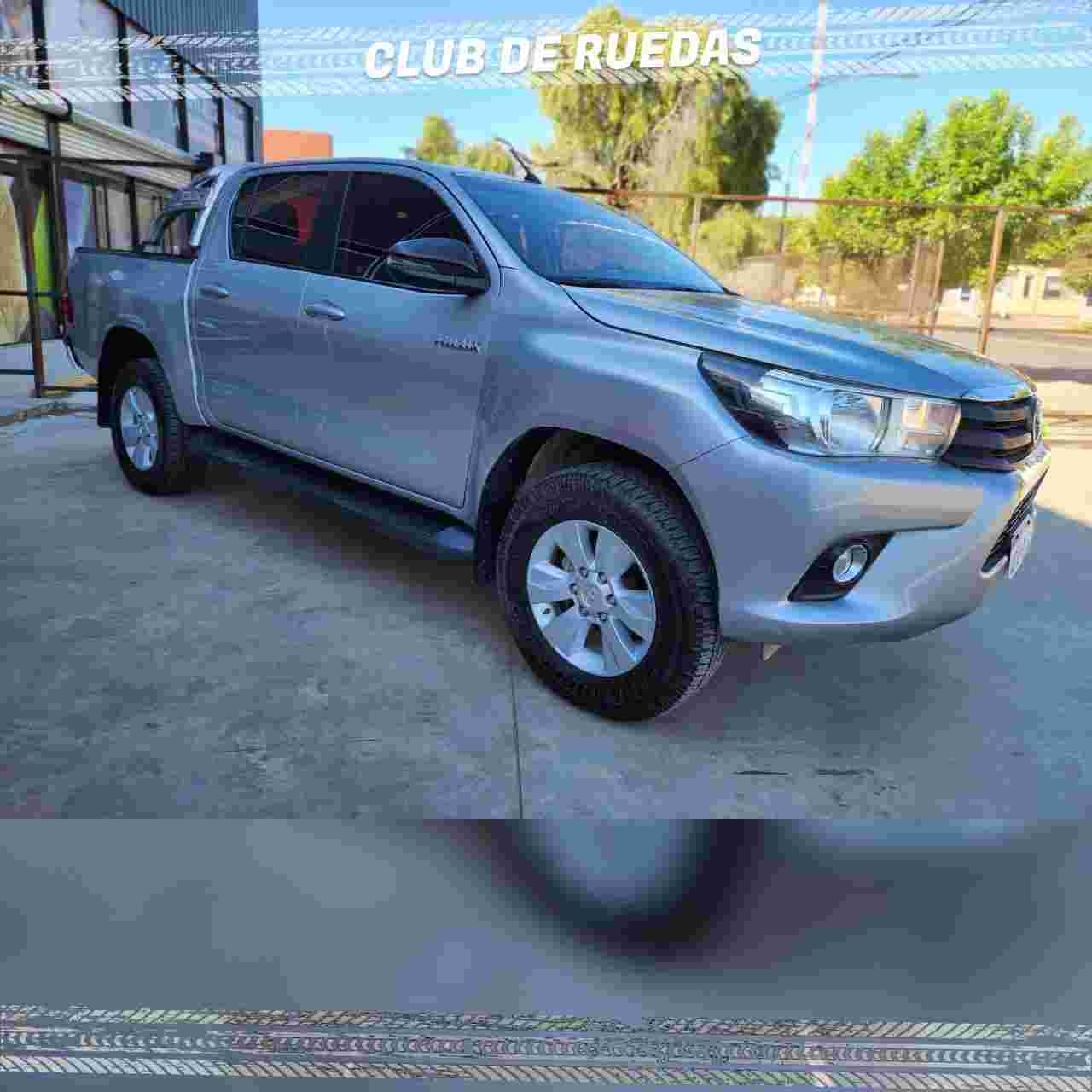 Toyota HILUX SR 2.4 DIESEL 4X2 usado en venta
