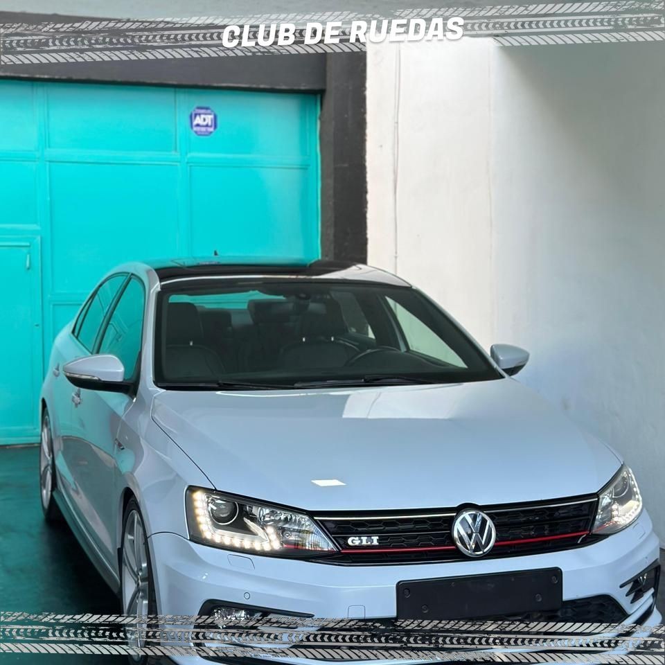 fotos de Volkswagen Vento GLI-4