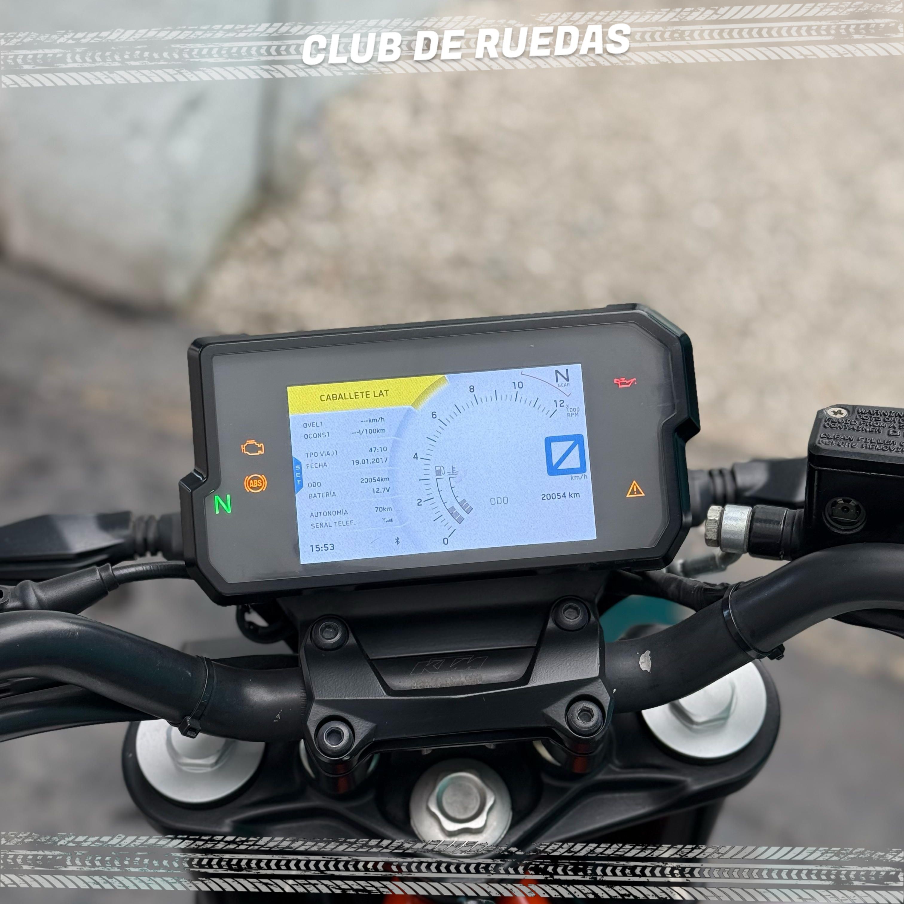 fotos de Ktm Duke 390-3