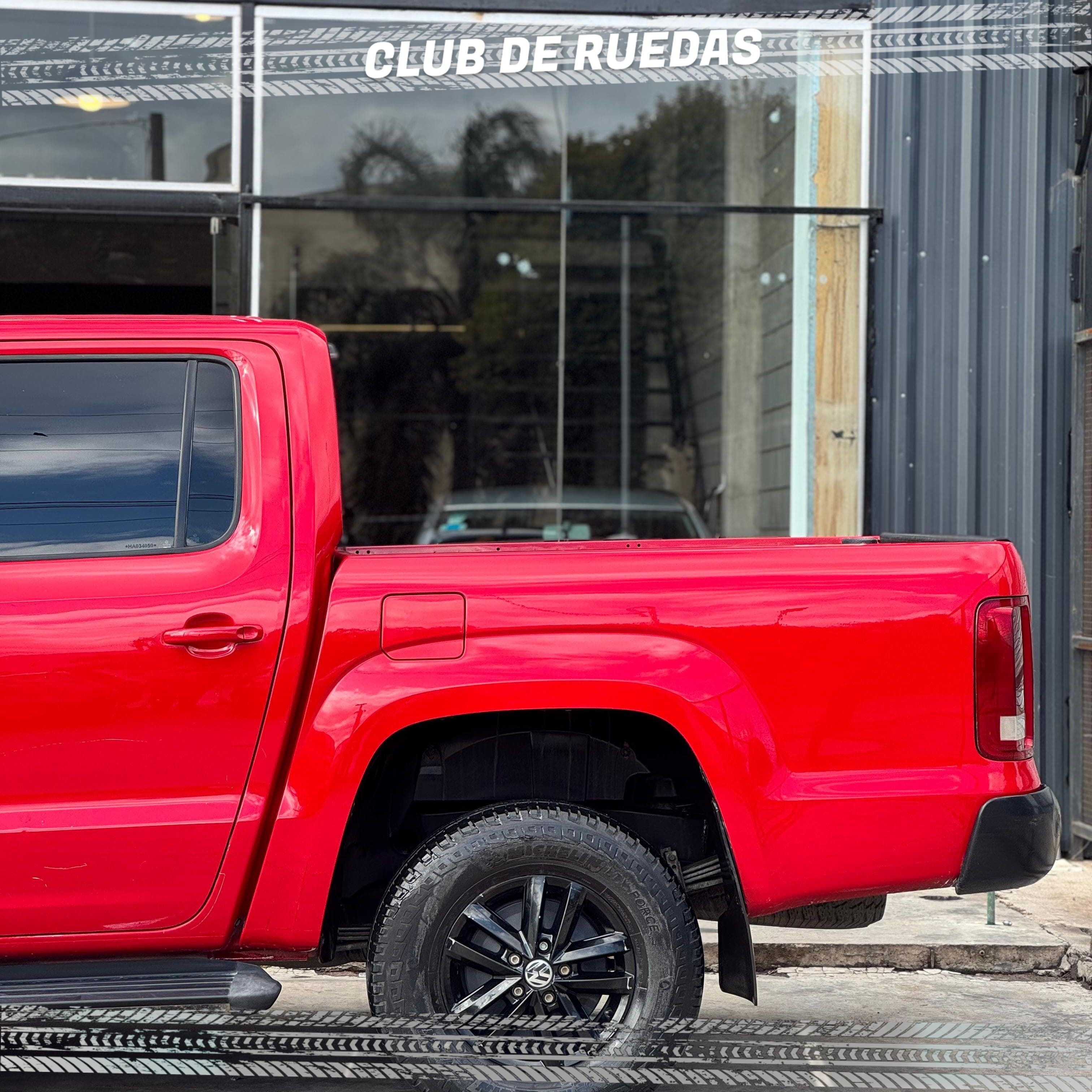 fotos de AMAROK 2.0L TDI 180CV TRENDLINE-5