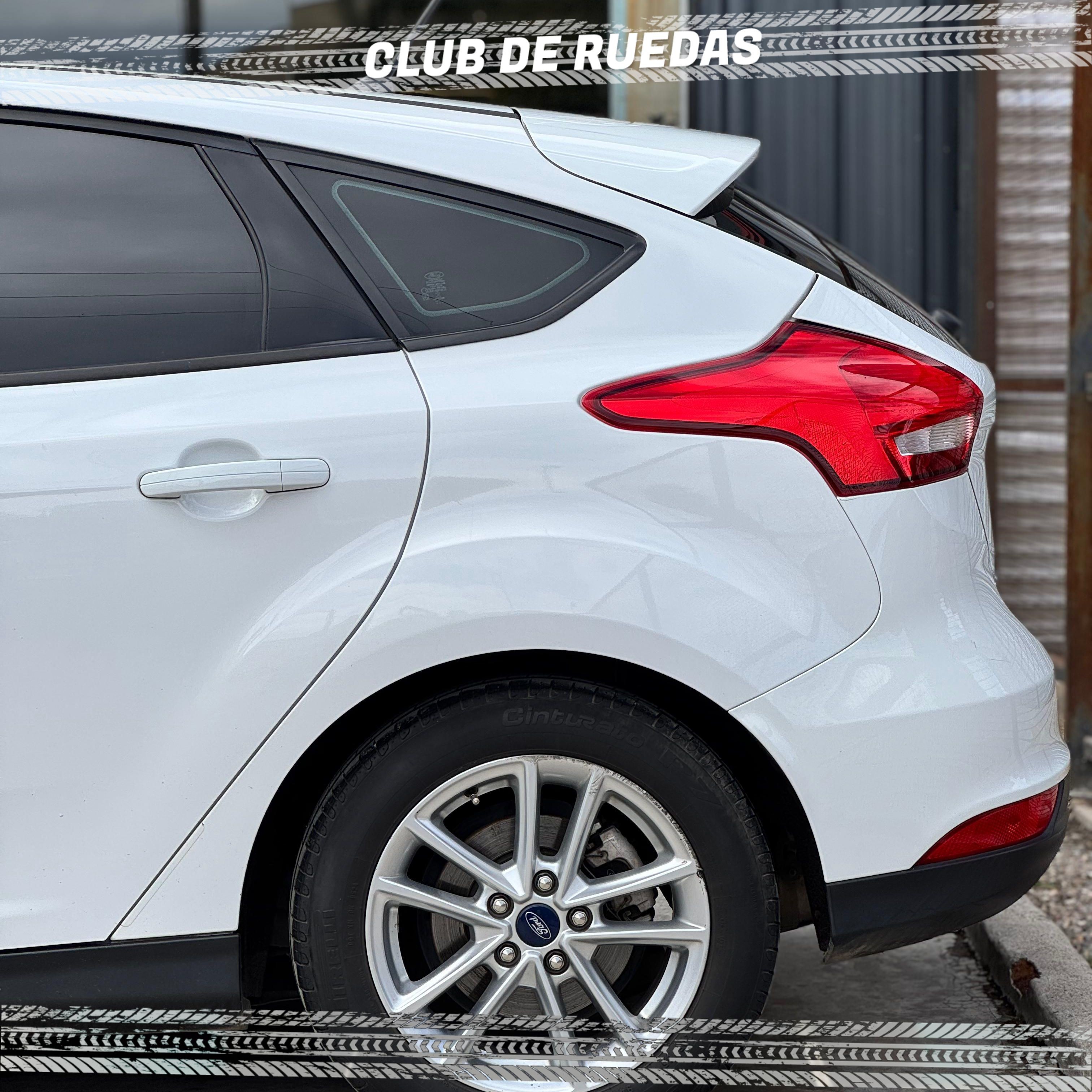 fotos de FOCUS SE AT 2.0L CUERO-11