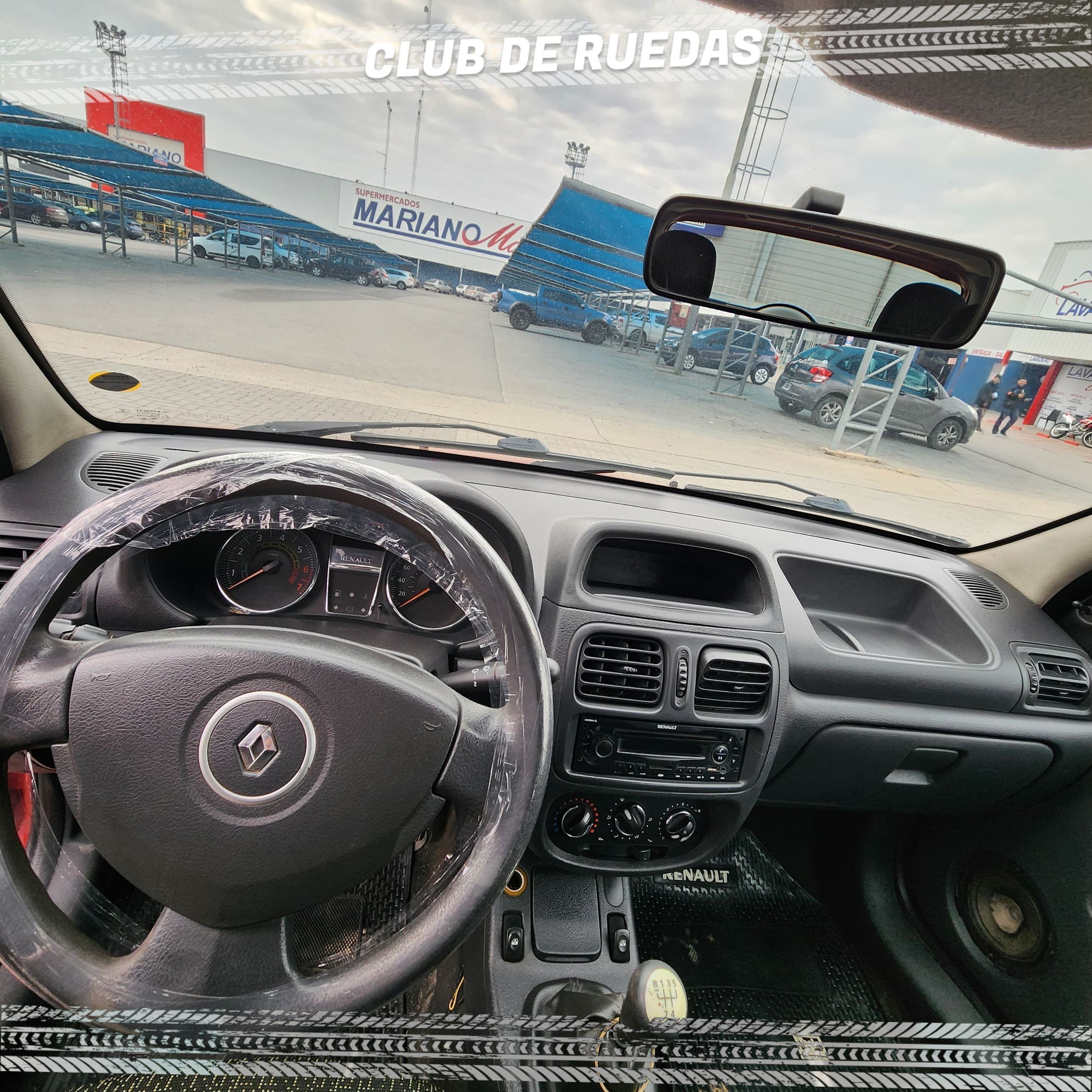 fotos de CLIO MIO 3P EXPRESSION PACK II-3