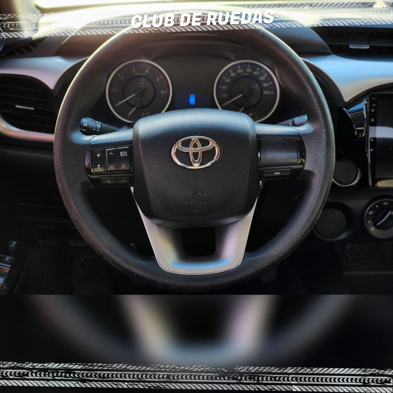 fotos de TOYOTA HILUX SR 2.4 DIESEL 4X2-2